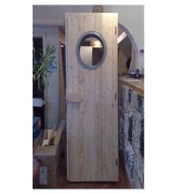 Usa lambrisata cu geam - hublou vapor